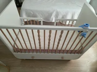 Cuna bebé con colchón