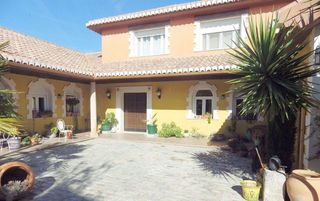 Casa en venta en Gójar
