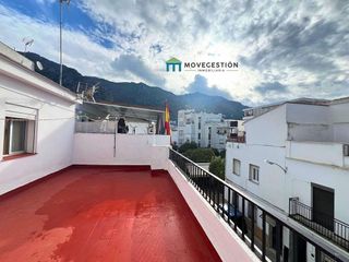 Chalet en venta en Ubrique