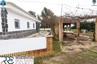 Chalet en venta en Gibraleón