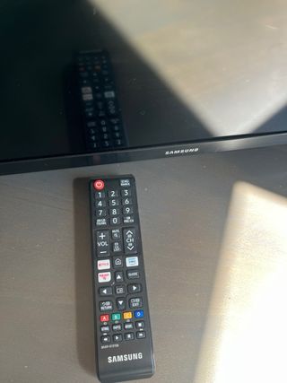 Samsung TV 32'' UE32T4305AKXXC