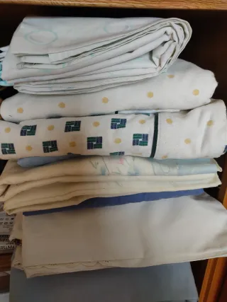 Juego de sábanas 135 y 80. Manta Paduana cama 80