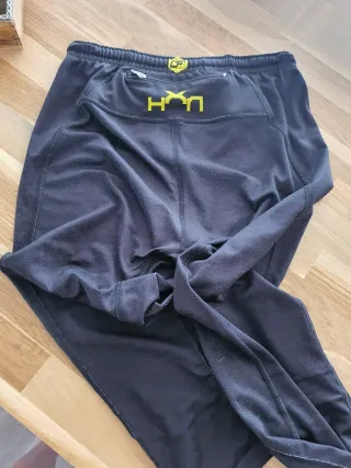 Mallas deportivas HXN negras  Talla hasta m .