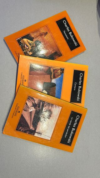 Libros de Charles Bukowski: 5€ cada 1 o 10€ los 3