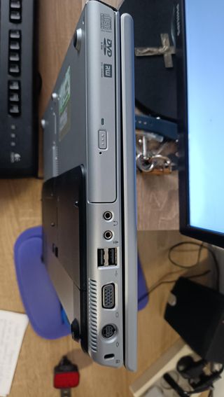 Portátil HP Pavilium 14 Windows XP