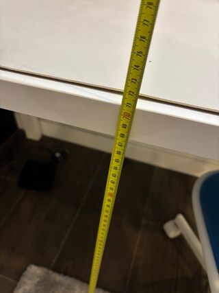 Escritorio regulable + Silla pequeña