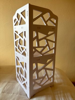 Estantería blanca de melamina