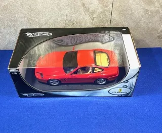Hot Wheels Ferrari 550 Maranello 1:18