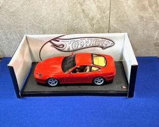 Hot Wheels Ferrari 550 Maranello 1:18
