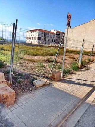 Terreno en venta en Núcleo Urbano en Pobla de Vallbona (la)