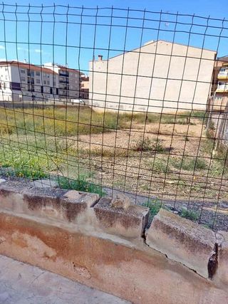 Terreno en venta en Núcleo Urbano en Pobla de Vallbona (la)