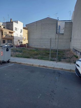 Terreno en venta en Núcleo Urbano en Pobla de Vallbona (la)