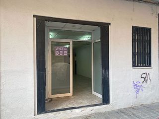 Local comercial en venta en Este en Castellón de la Plana
