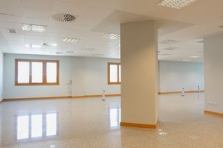 Oficina en venta en Miralbueno en Zaragoza