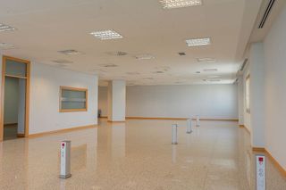 Oficina en venta en Miralbueno en Zaragoza