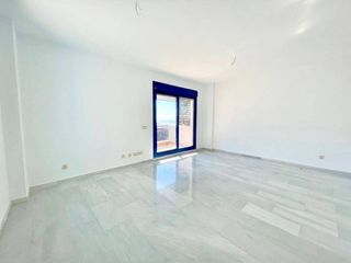 Ático en venta en Puerto - Plaza de Toros en Estepona