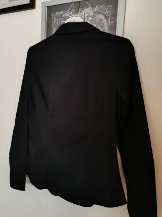 Camicia nera leggera