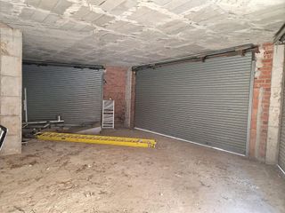 Local comercial en venta en Port Esportiu - Puig Rom - Canyelles en Roses