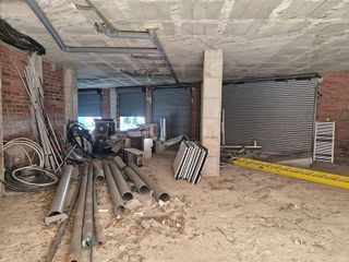 Local comercial en venta en Port Esportiu - Puig Rom - Canyelles en Roses