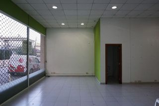 Local comercial en alquiler en Montilivi - Palau en Girona