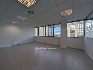 Oficina en alquiler en Sant Just Desvern