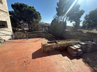 Edificio en venta en Sant Vicenç dels Horts