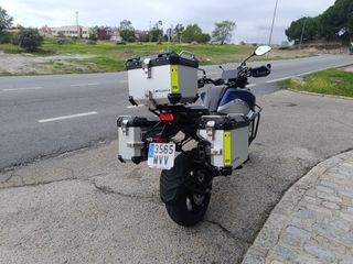 QJMotor SRT 800 Azul y Gris