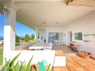 Chalet en venta en Urbanización Santa Rosa en Torrox