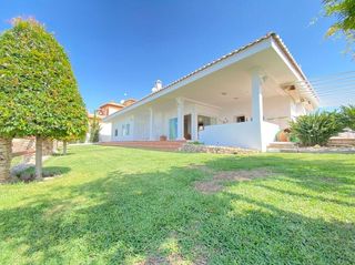 Chalet en venta en Urbanización Santa Rosa en Torrox