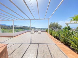 Chalet en venta en Urbanización Santa Rosa en Torrox