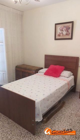 Casa adosada en venta en Archidona