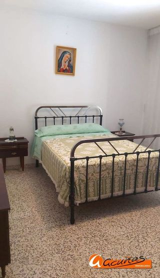 Casa adosada en venta en Archidona