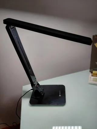 Flexo LED Etekcity Negro