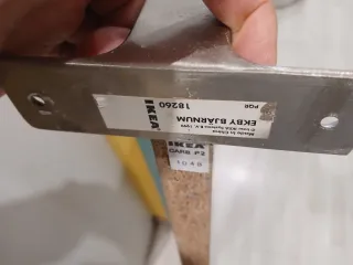 Scaffalatura Ikea 120x28cm con supporti metallici