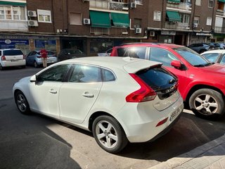 Volvo V40 2015