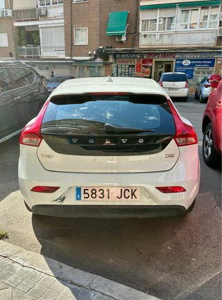Volvo V40 2015