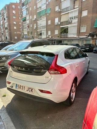 Volvo V40 2015