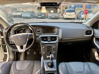 Volvo V40 2015