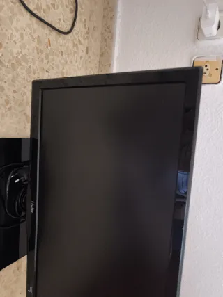 TV/Monitor Haier 22 Negro