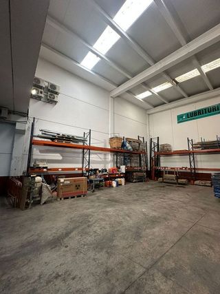 Nave industrial en venta en Camì Paterna-Lloma del Calderer en Bétera