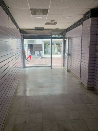 Local comercial en alquiler en La Línea de la Concepción ciudad en Línea de la Concepción (La)