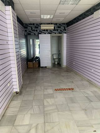 Local comercial en alquiler en La Línea de la Concepción ciudad en Línea de la Concepción (La)