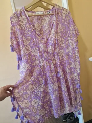 Pareo estampado floral morado y beige