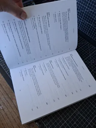 Arguing about Art Contemporary Philosophical De...