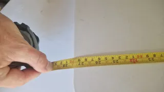 Mesa cuadrada blanca resina