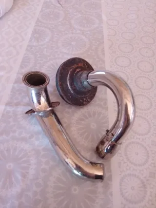 Brazo antiguo para gramófono