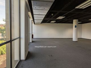 Oficina en alquiler en Sant Just Desvern