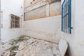 Local comercial en venta en Ciudad Jardín - Tagarete - El Zapillo en Almería