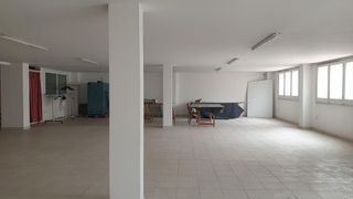 Local comercial en alquiler en Creu de la Mà - Rally sud en Figueres