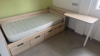 Cama nido con escritorio integrado y almacenaje